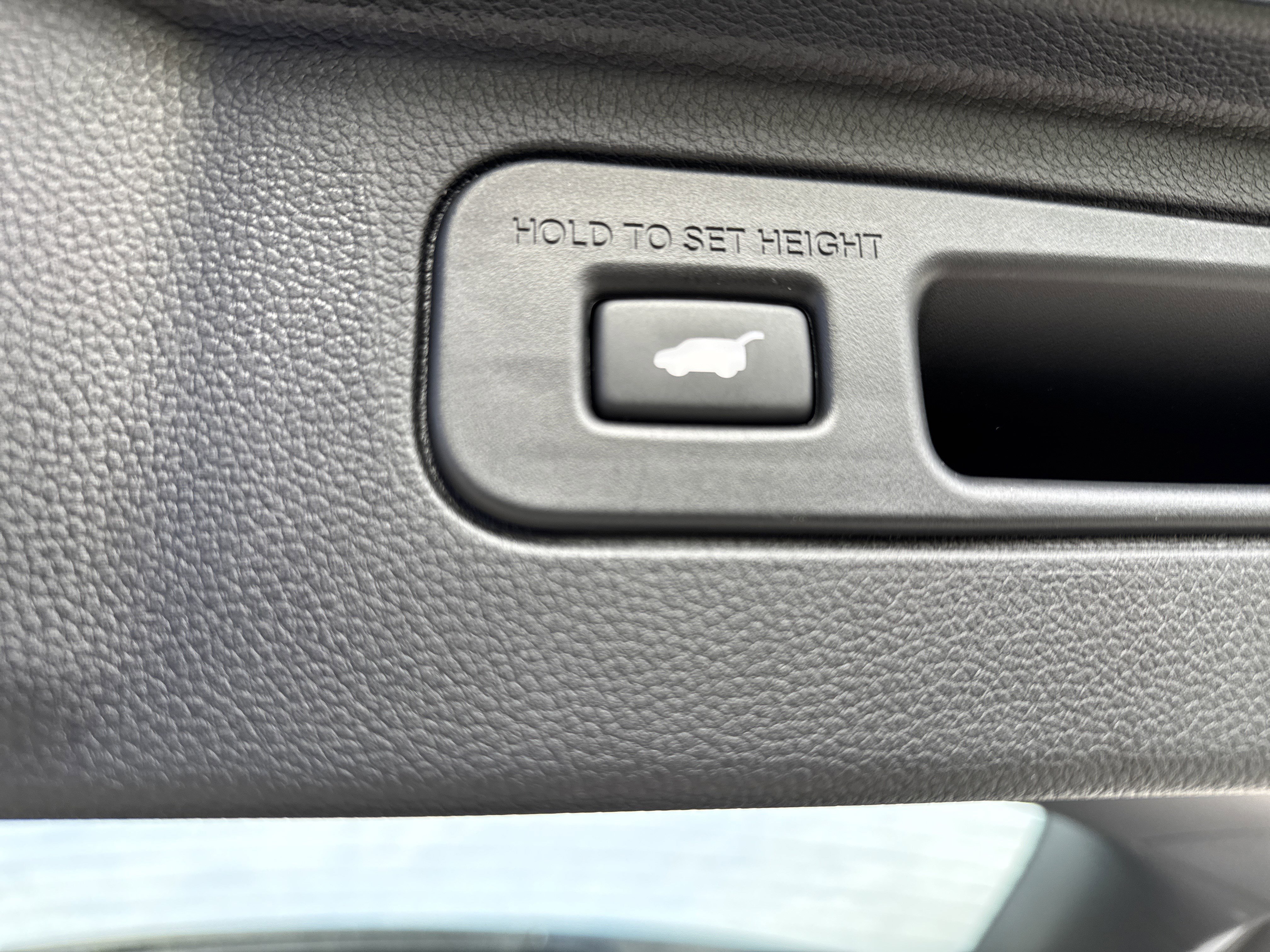 Used 2025 Honda Pilot Touring image 36