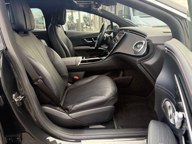 Used 2022 Mercedes-Benz EQS 450+ Sedan image 26