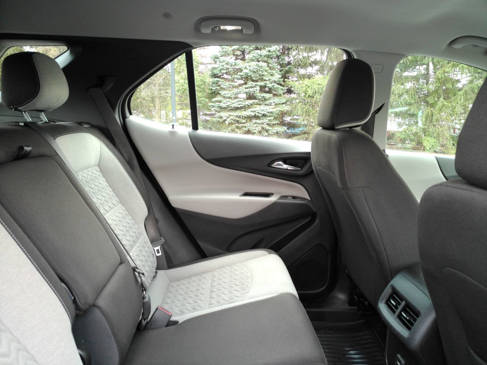 Used 2023 Chevrolet Equinox LS FWD image 18
