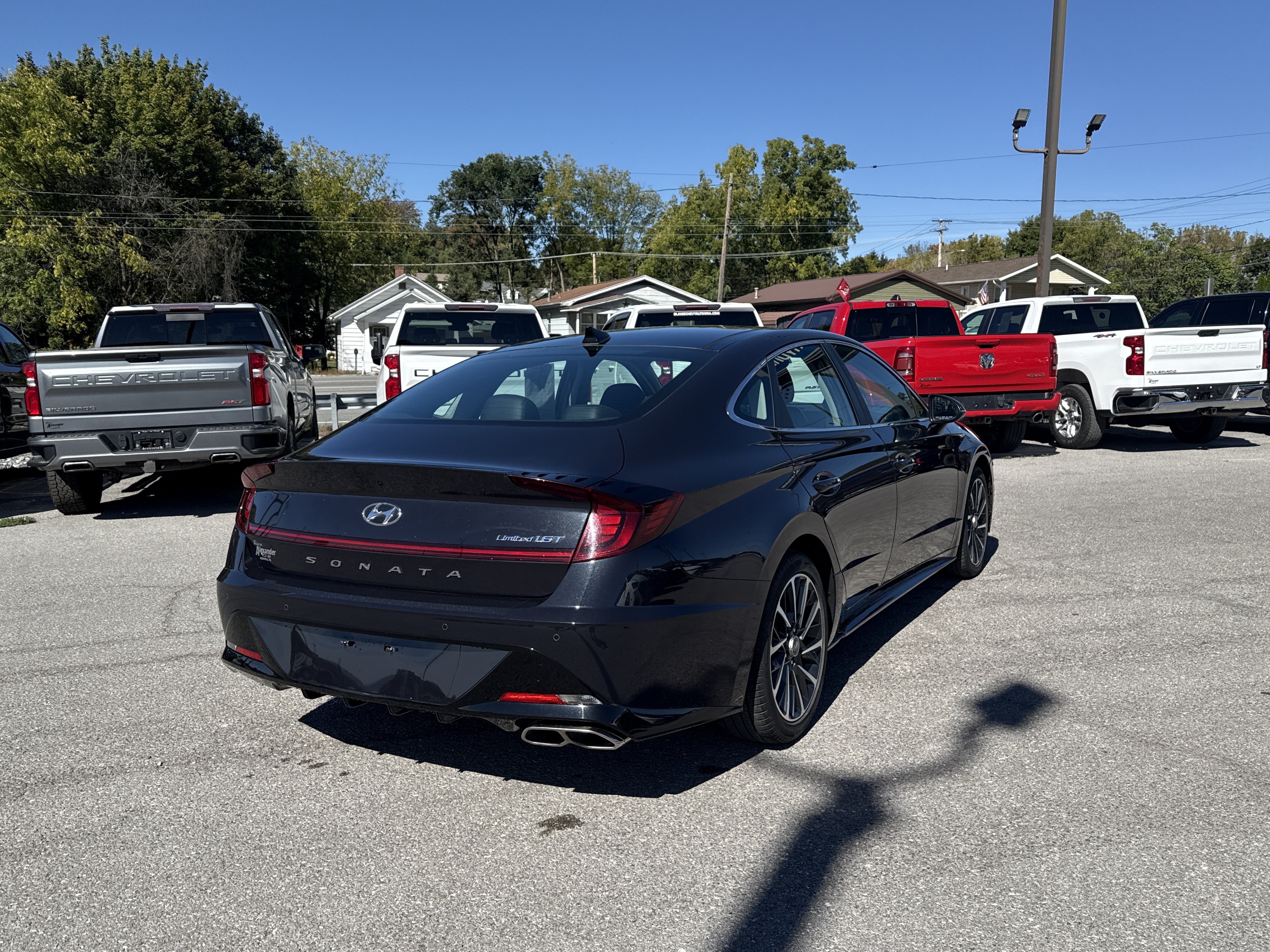 Used 2023 Hyundai Sonata Limited FWD image 4