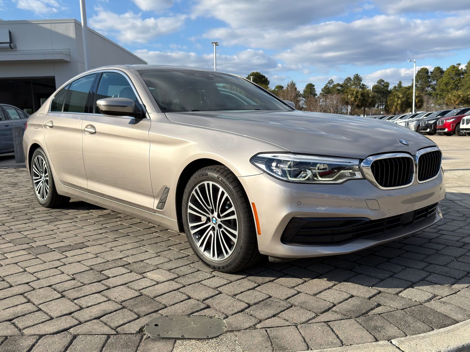Used 2019 BMW 530i w/ Executive Package image 7