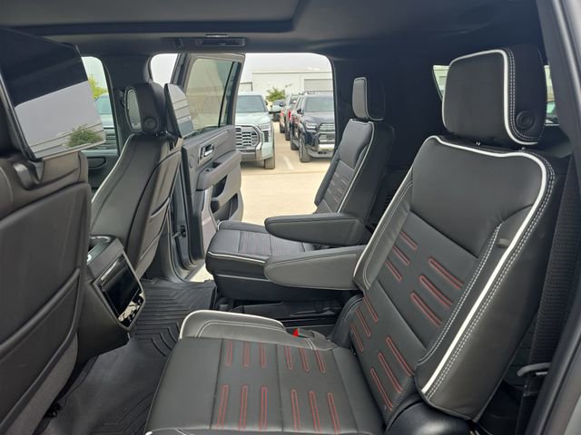 Used 2025 GMC Yukon XL AT4 Ultimate image 15