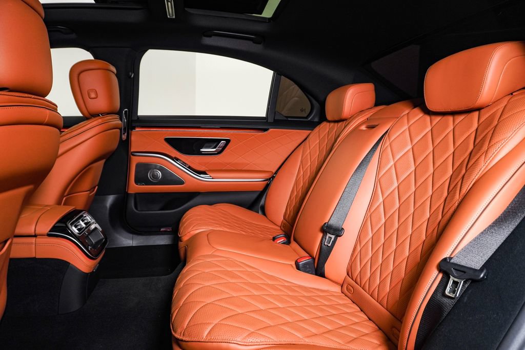 Used 2024 Mercedes-Benz S 580 4MATIC Sedan image 18