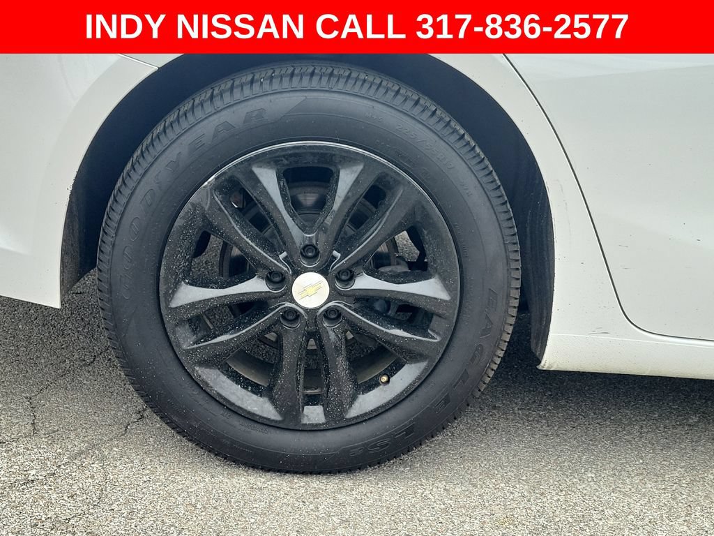 Used 2016 Chevrolet Malibu LT FWD image 6