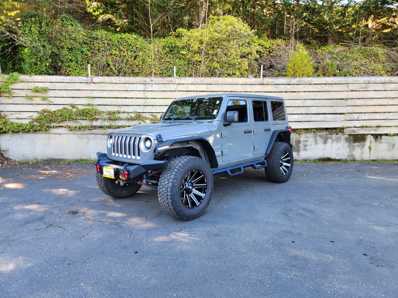 Used 2022 Jeep Wrangler Unlimited Sahara w/ Cold Weather Group image 20