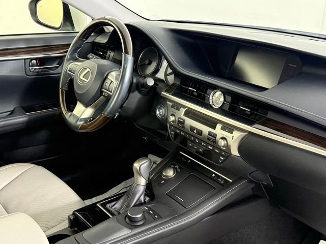 Used 2016 Lexus ES 350 FWD image 34