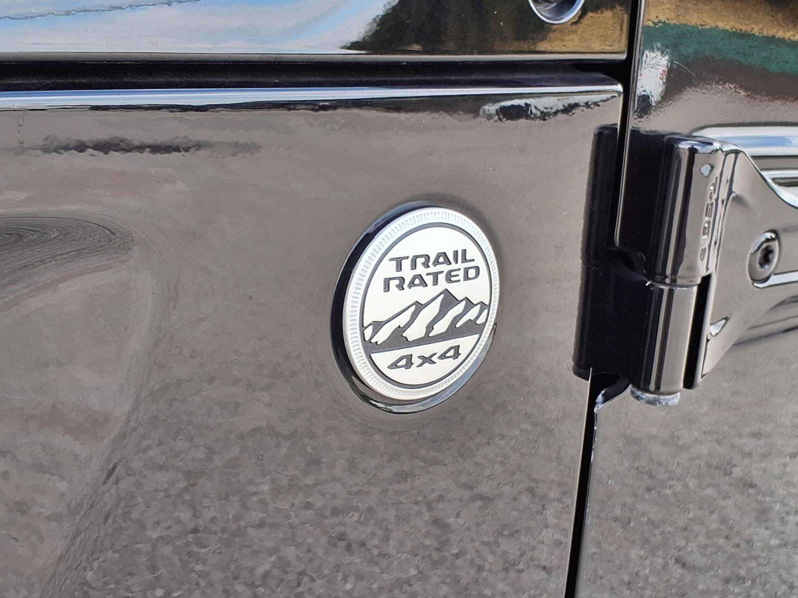 Used 2018 Jeep Wrangler Unlimited Sport AWD/4WD image 23