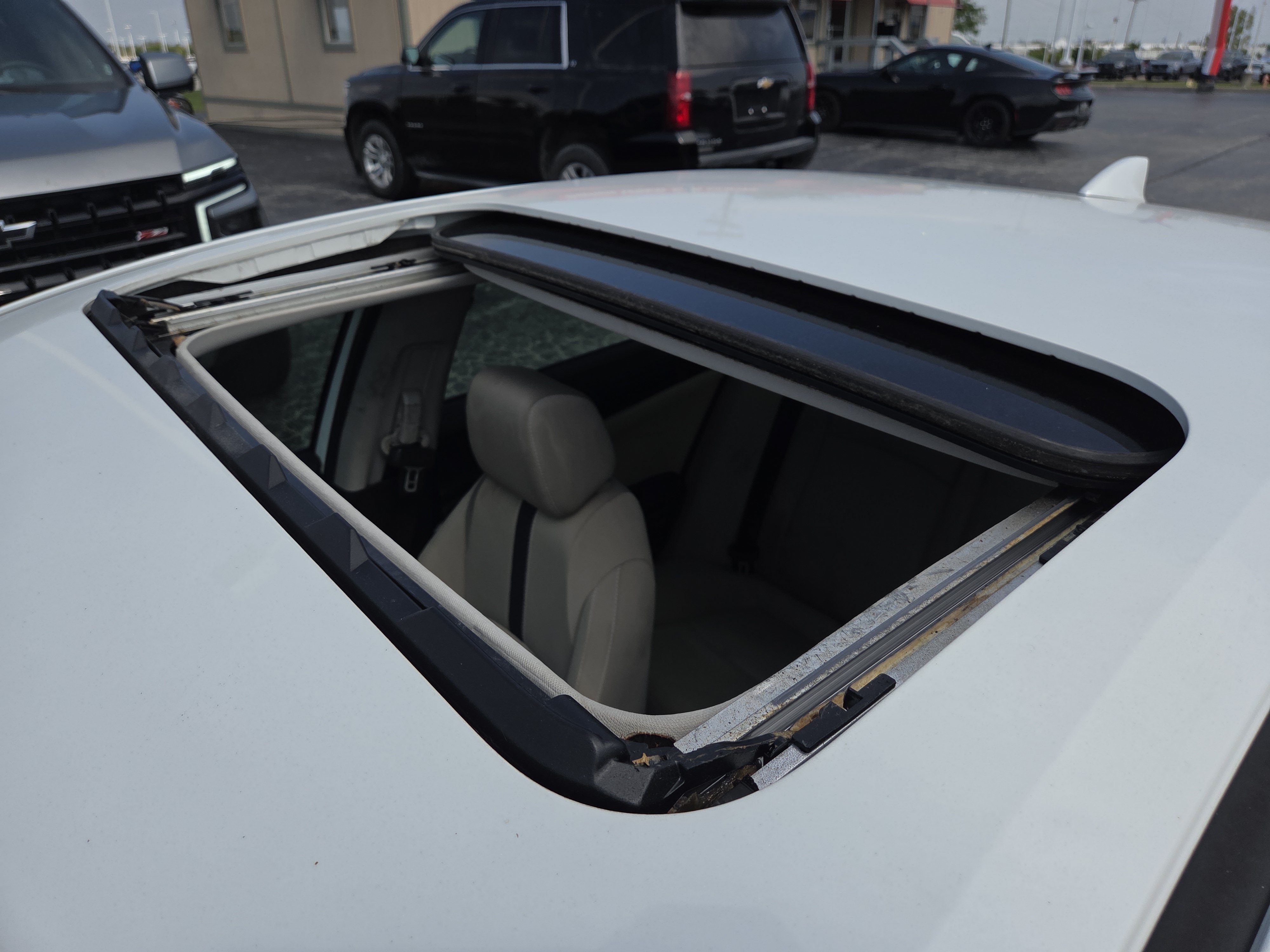 Used 2021 Honda Civic EX image 11