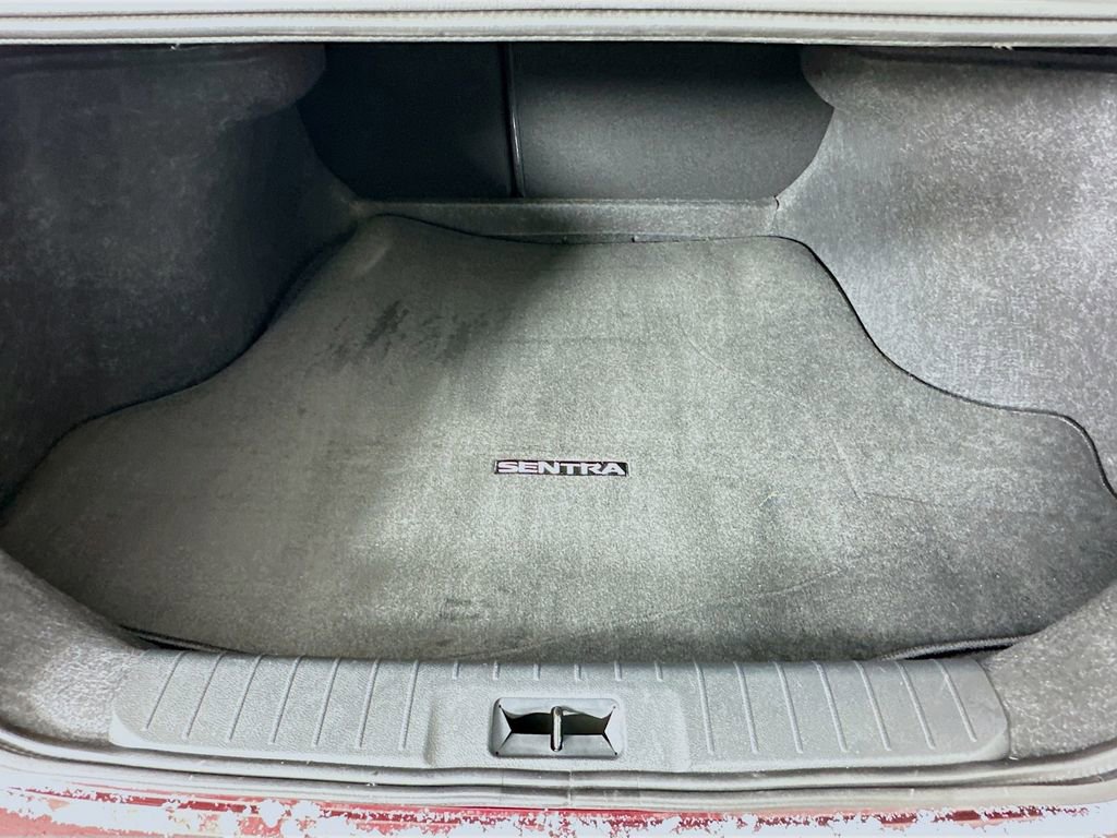 Certified 2025 Nissan Sentra SV image 32