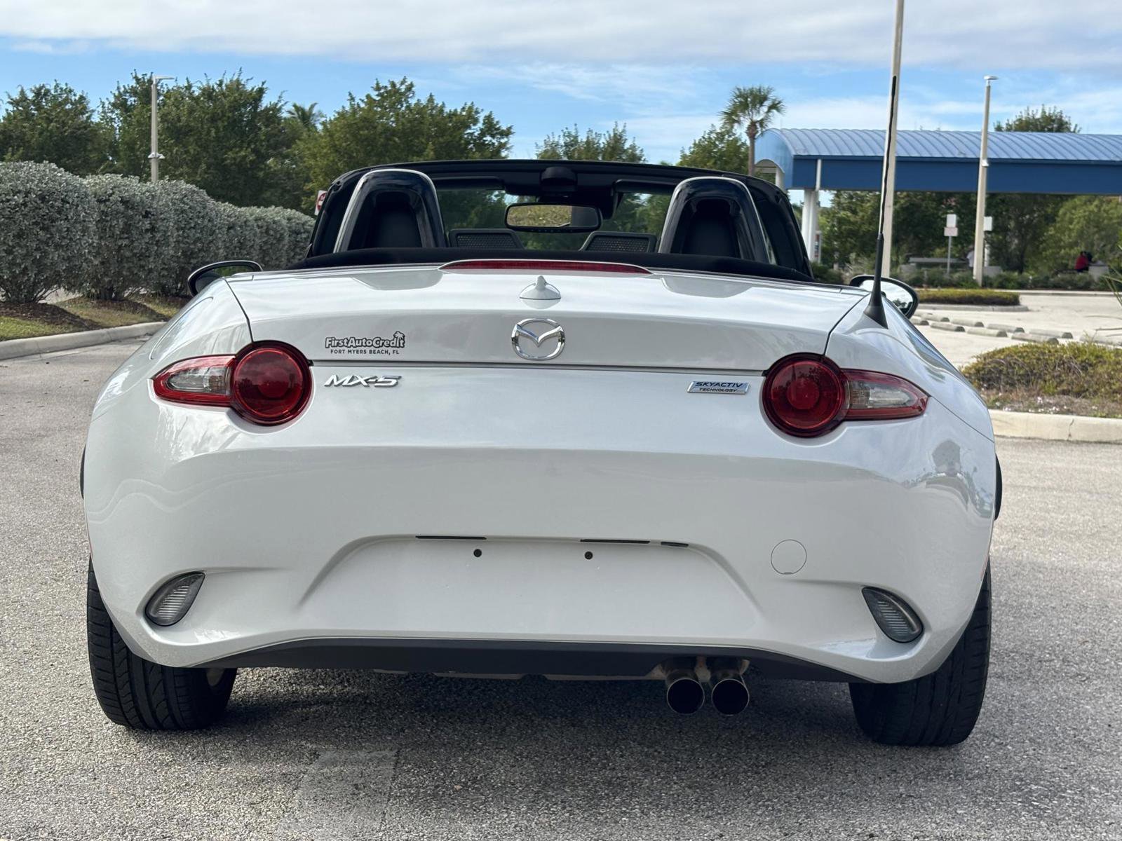 Used 2016 MAZDA MX-5 Miata Grand Touring image 5