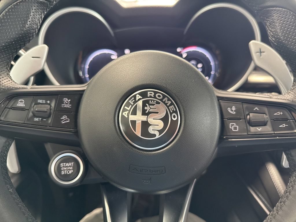 Used 2024 Alfa Romeo Stelvio Veloce AWD/4WD image 19