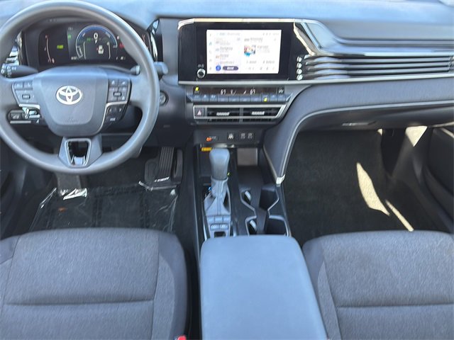 Used 2025 Toyota Camry LE image 17