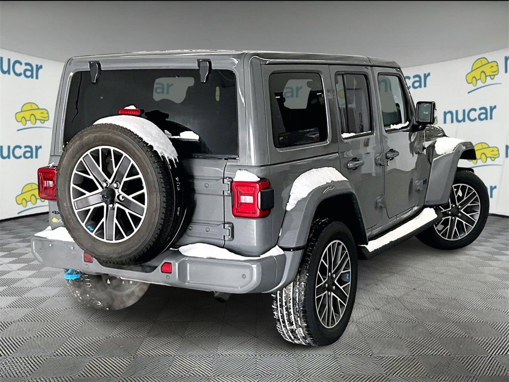 Used 2022 Jeep Wrangler Unlimited Sahara image 6