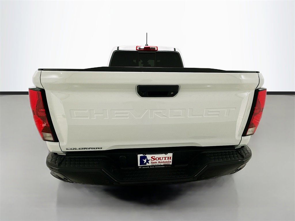 Used 2024 Chevrolet Colorado Trail Boss image 6