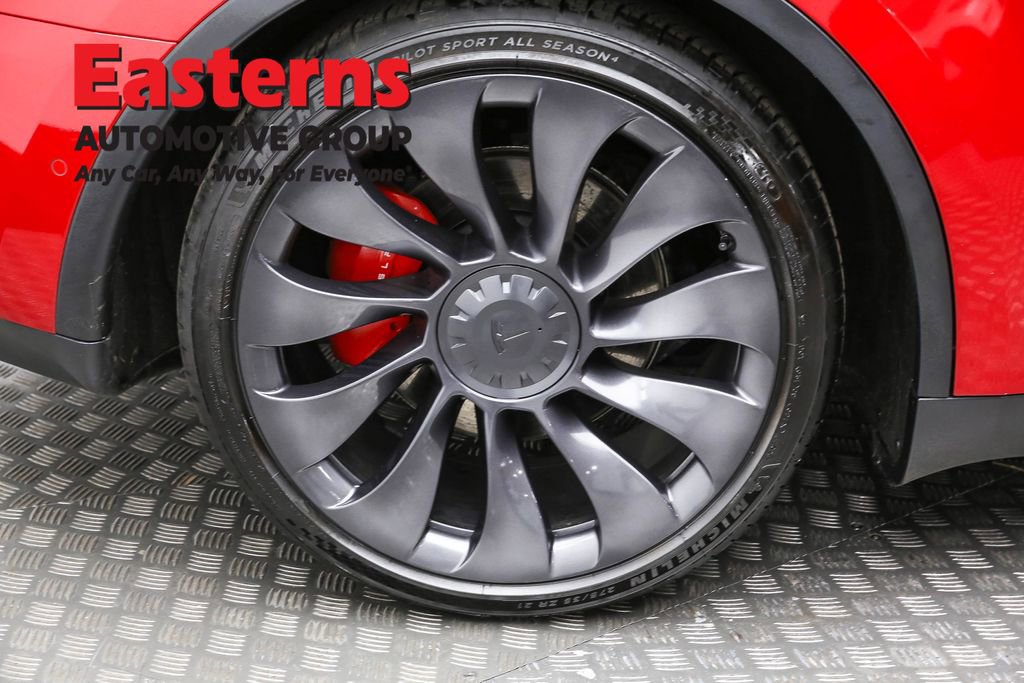 Used 2022 Tesla Model Y Performance image 27