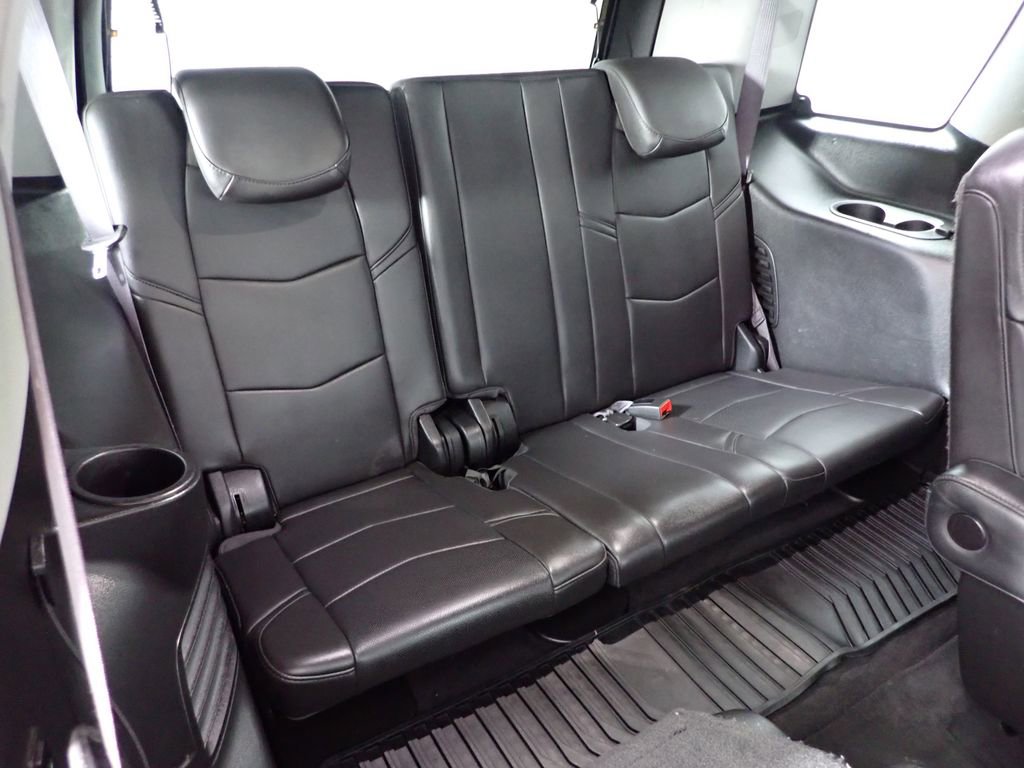Used 2016 Cadillac Escalade Premium image 37