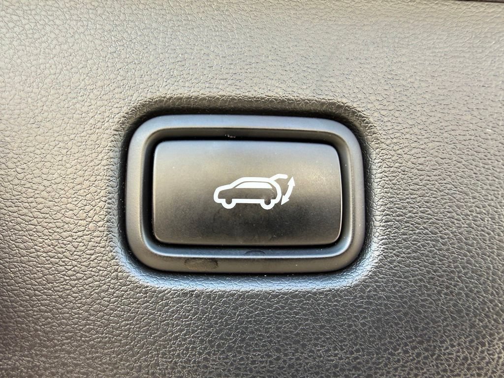 Used 2025 Hyundai Tucson Limited AWD/4WD image 37