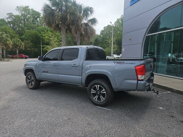 Used 2019 Toyota Tacoma TRD Sport w/ TRD Premium Sport Package image 3