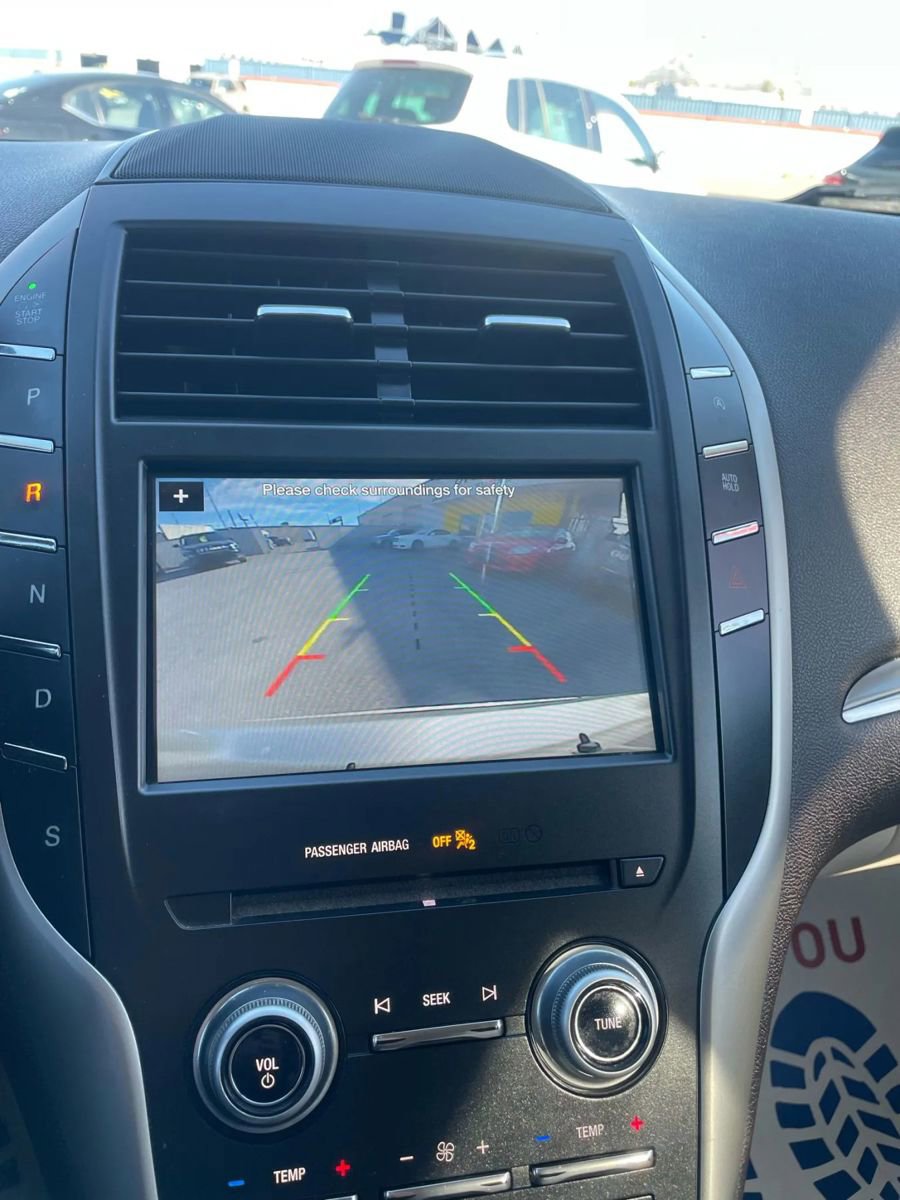 Used 2017 Lincoln MKC Premiere FWD image 11