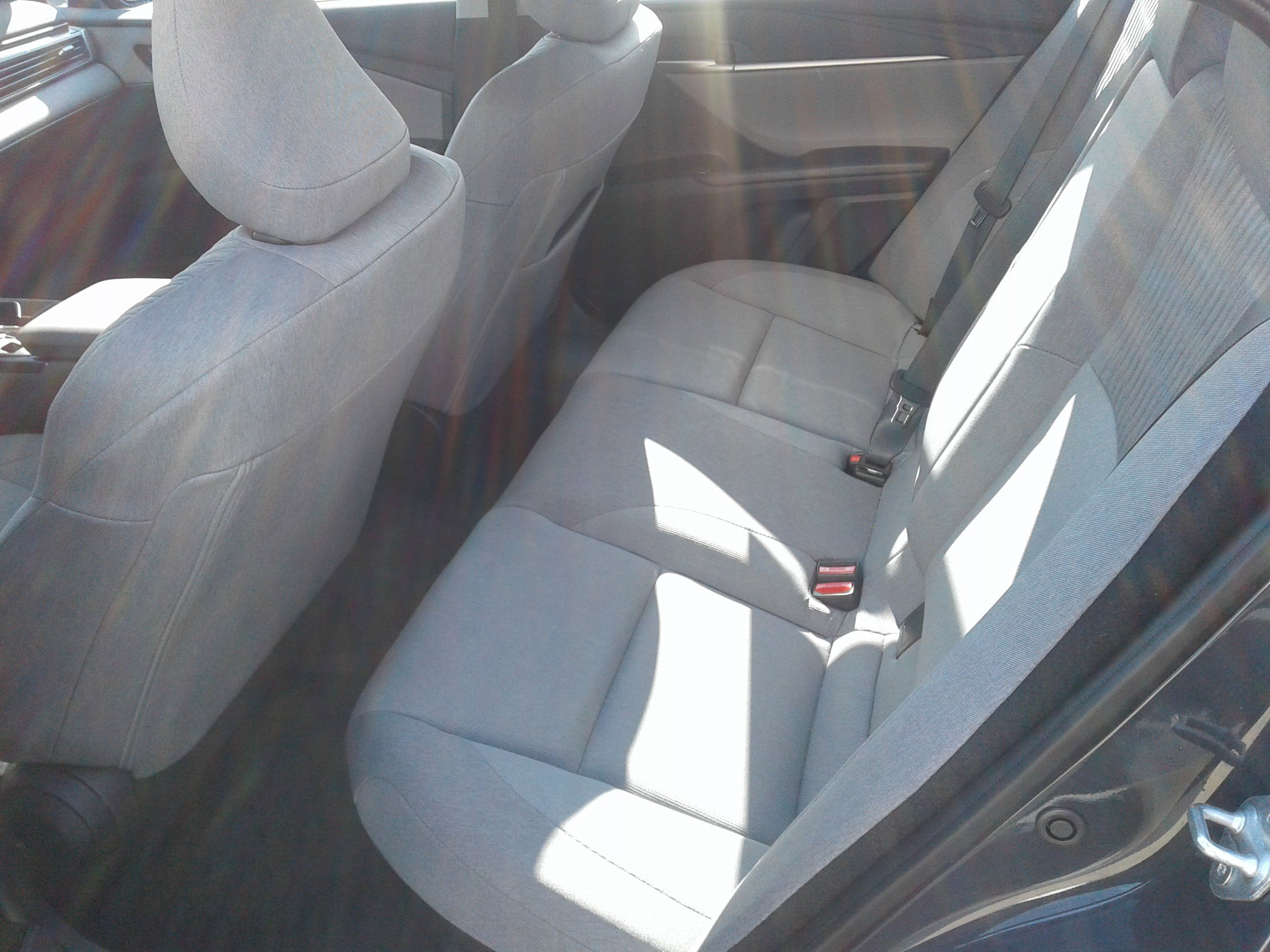 Used 2025 Toyota Camry LE image 12