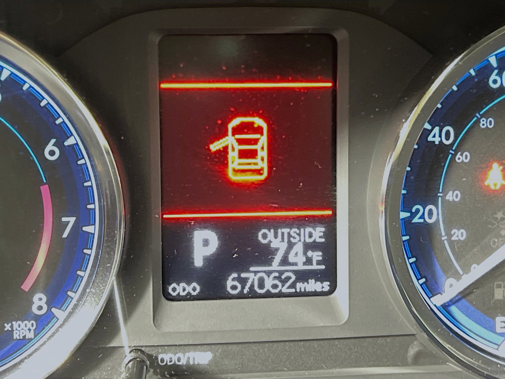 Used 2018 Toyota Corolla LE image 21