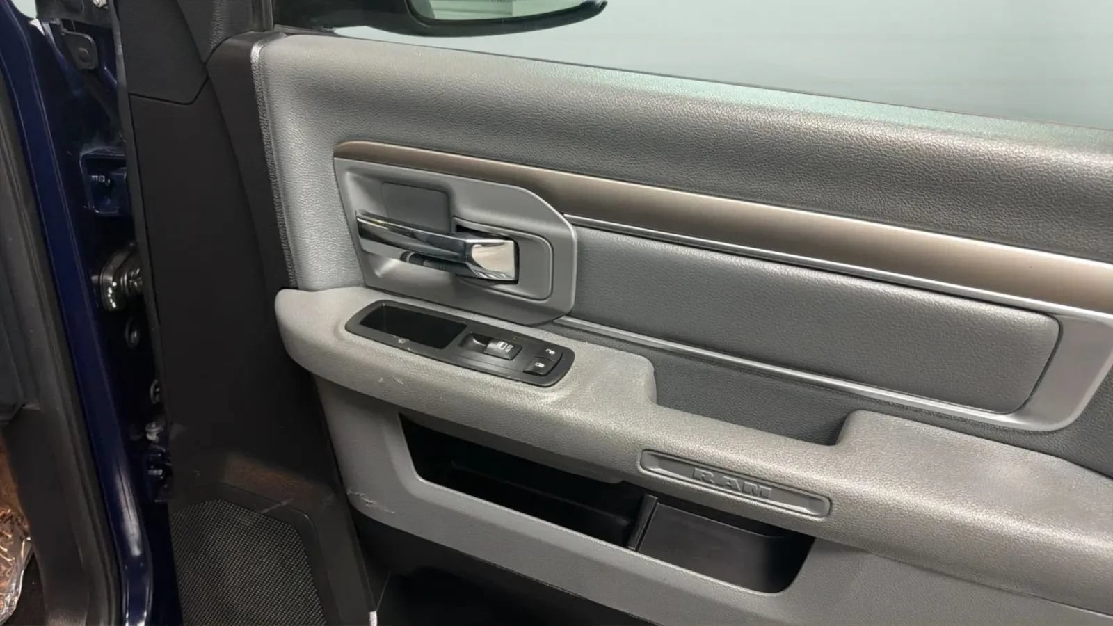 Used 2015 RAM 1500 Big Horn AWD/4WD image 17