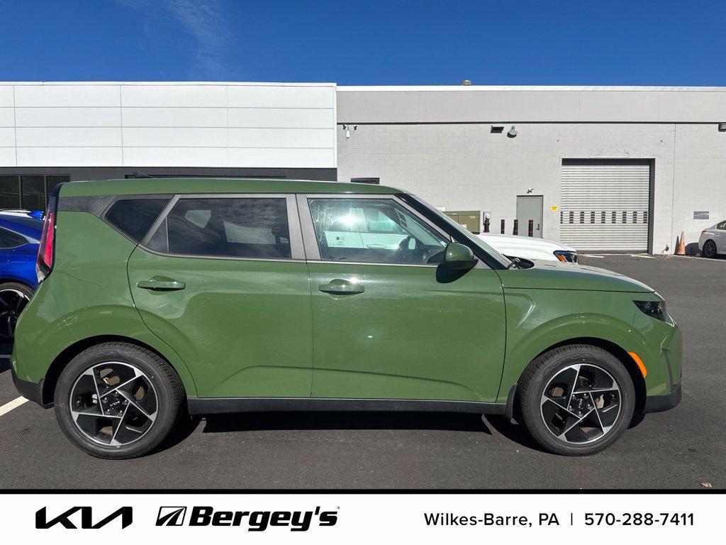 Certified 2023 Kia Soul EX FWD image 5