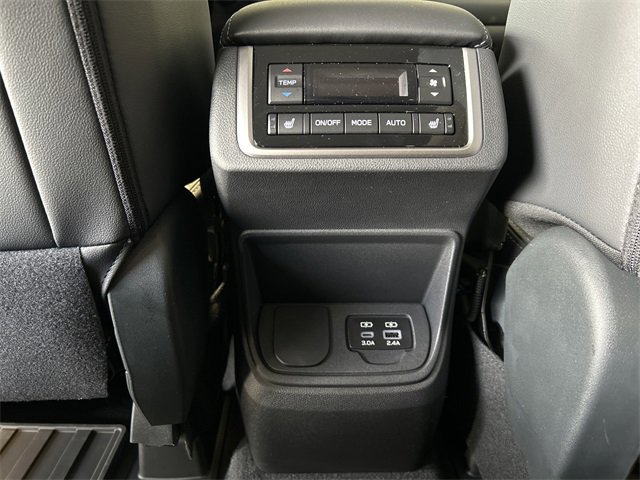 New 2025 Subaru Ascent Limited image 28