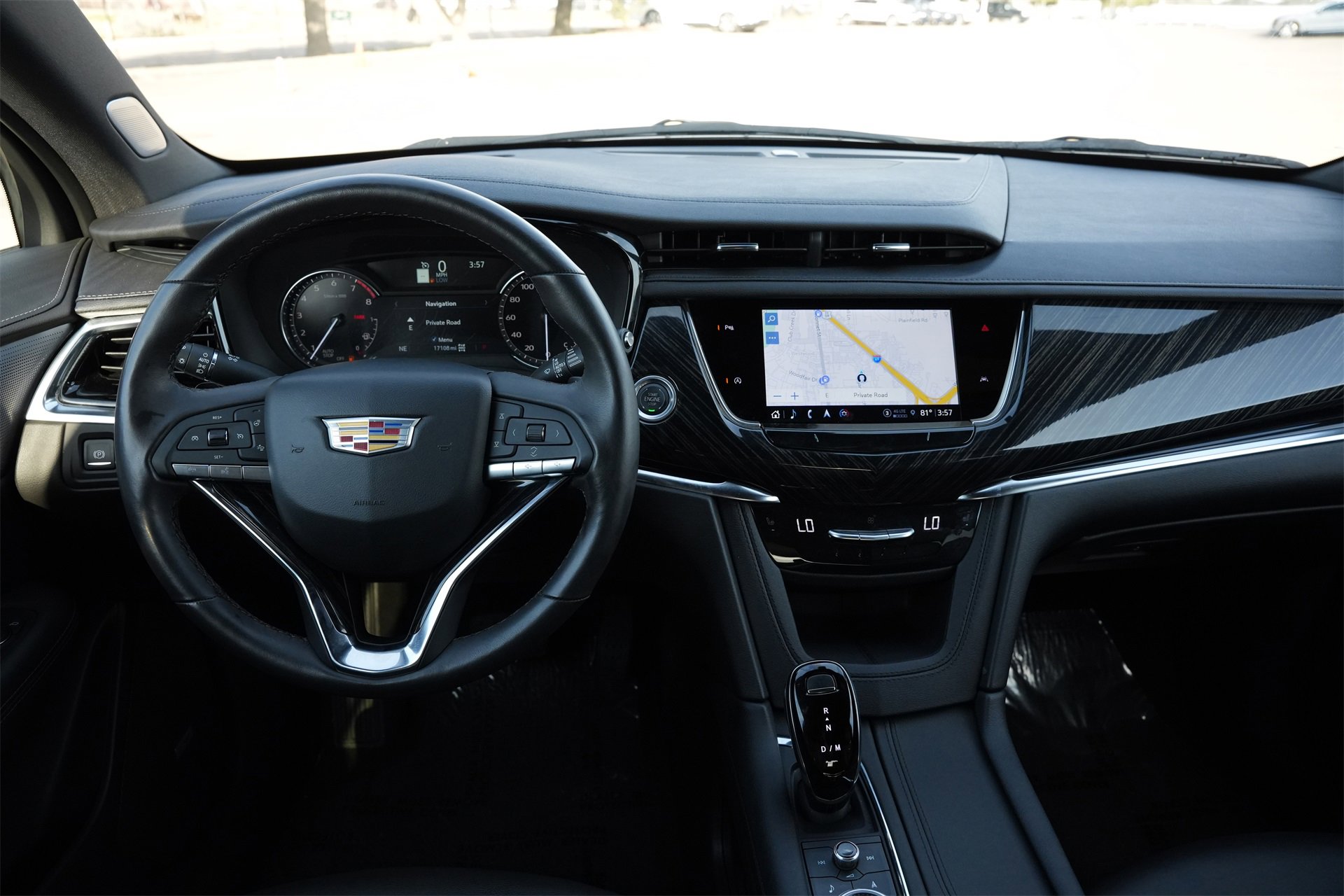 Certified 2025 Cadillac XT6 Premium Luxury image 9