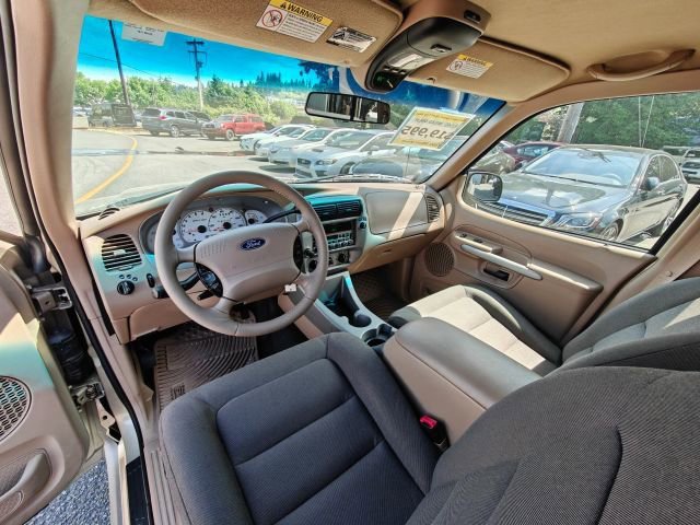 Used 2001 Ford Explorer Sport Trac 2WD image 10