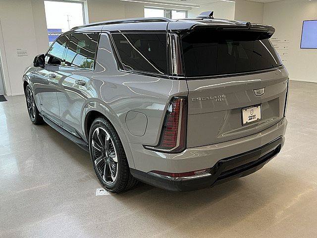 Used 2026 Cadillac Escalade IQL Sport 2 AWD/4WD image 10