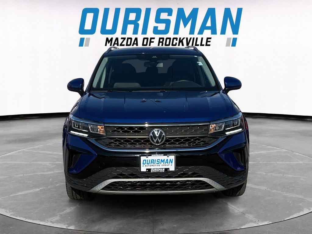 Used 2022 Volkswagen Taos SE w/ IQ.Drive SE Package image 8