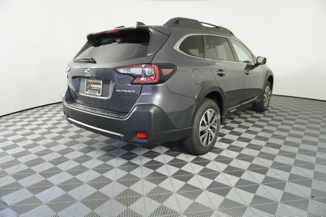 New 2025 Subaru Outback Premium image 7