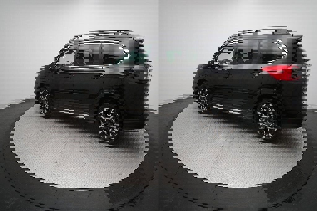 Certified 2024 Subaru Ascent Limited w/ Technology Package image 12