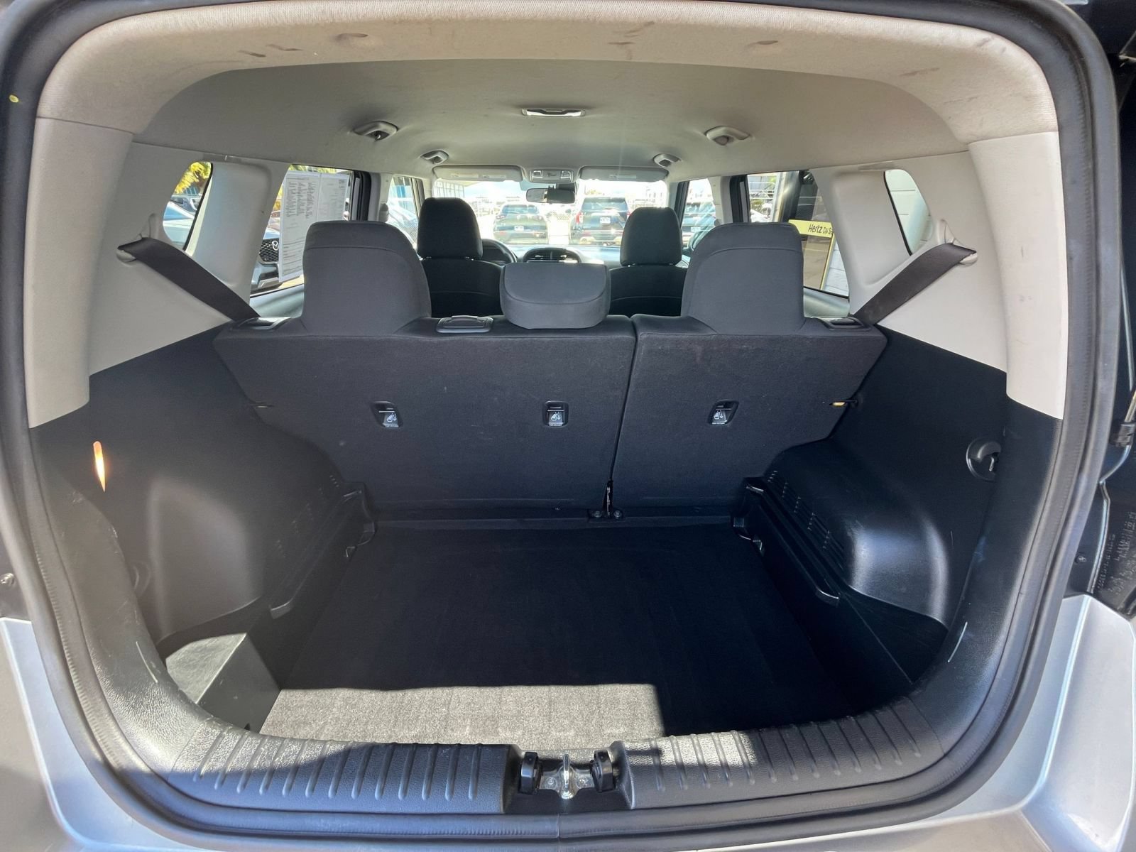 Used 2025 Kia Soul LX w/ LX Technology Package FWD image 27