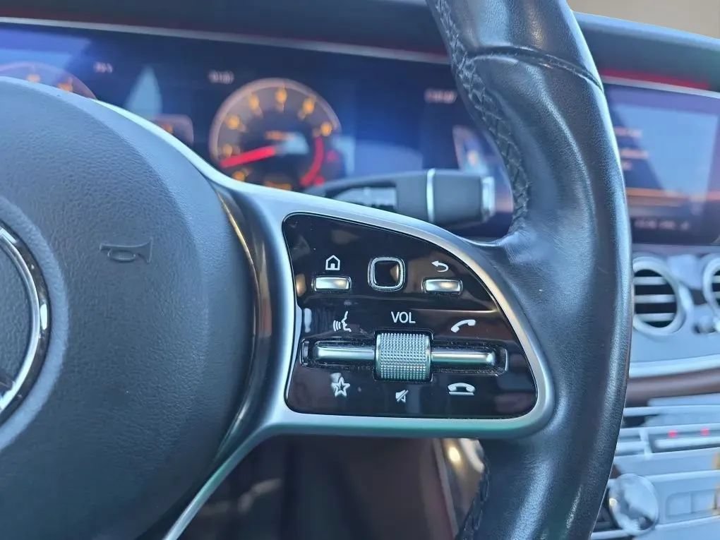 Used 2019 Mercedes-Benz E 450 4MATIC Sedan image 21