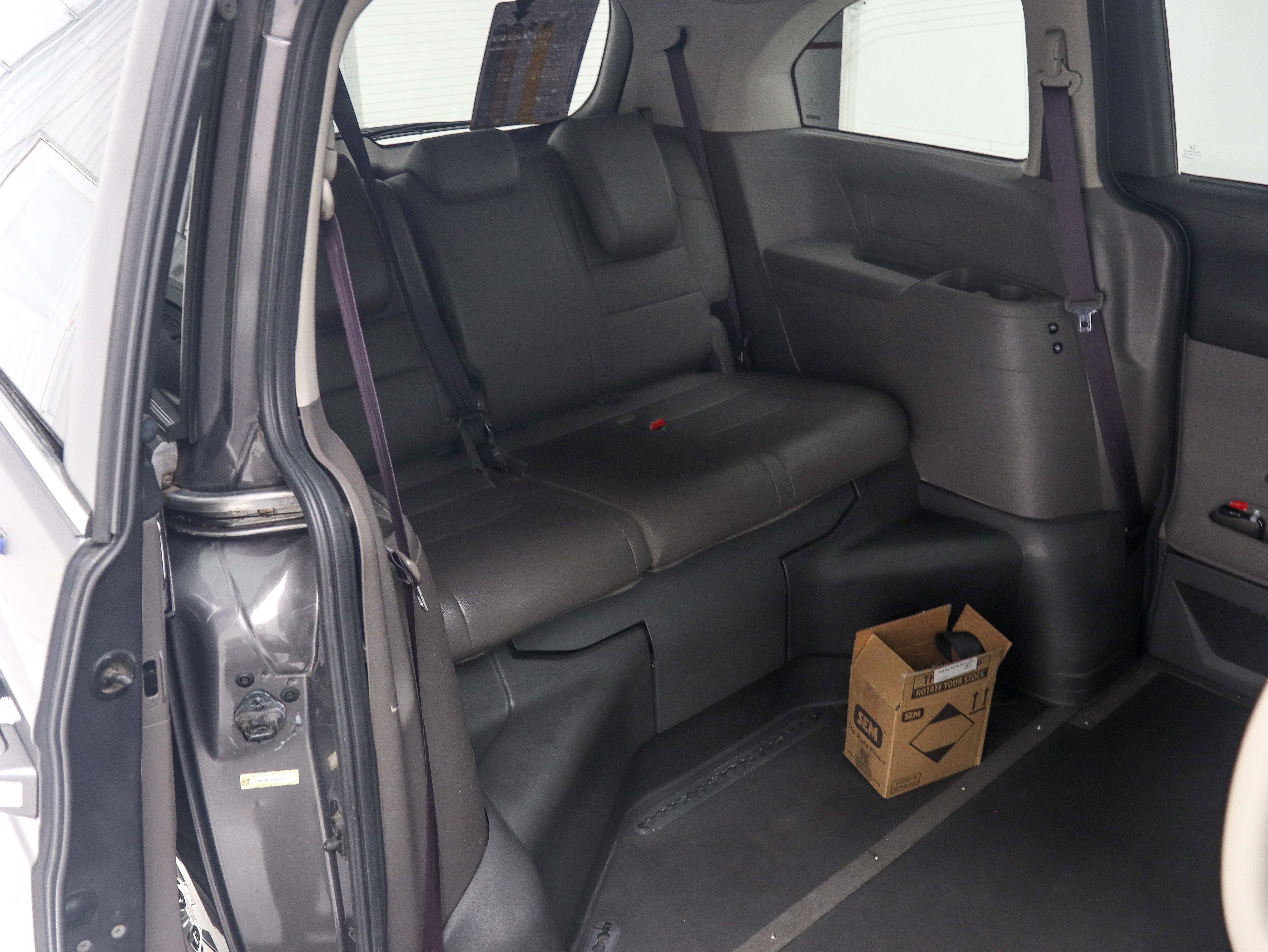 Used 2015 Honda Odyssey EX-L image 17