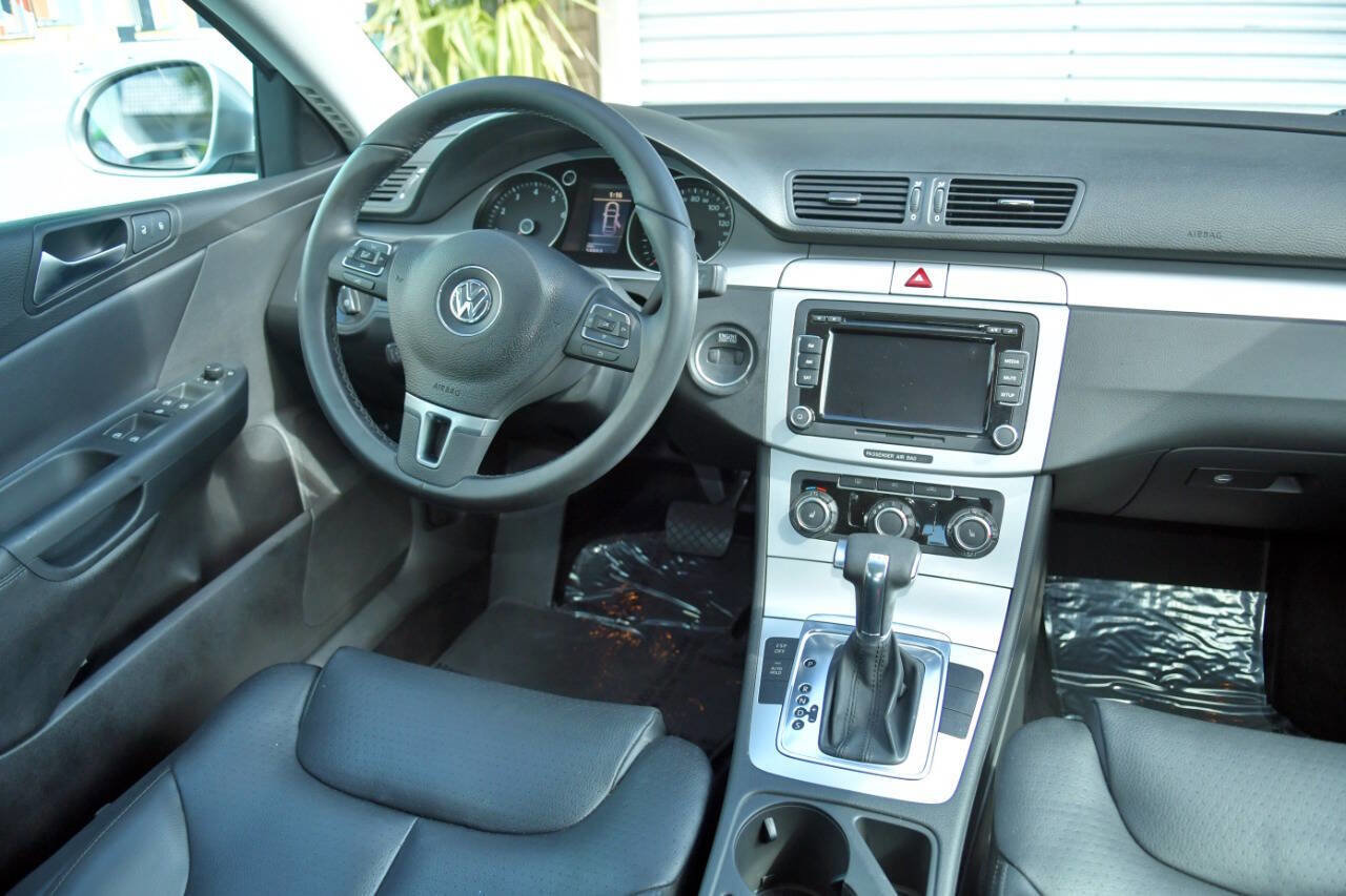 Used 2010 Volkswagen Passat Komfort image 40