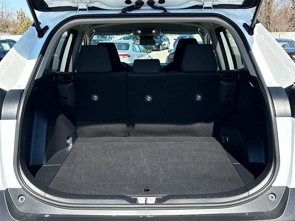Used 2025 Toyota RAV4 LE image 6