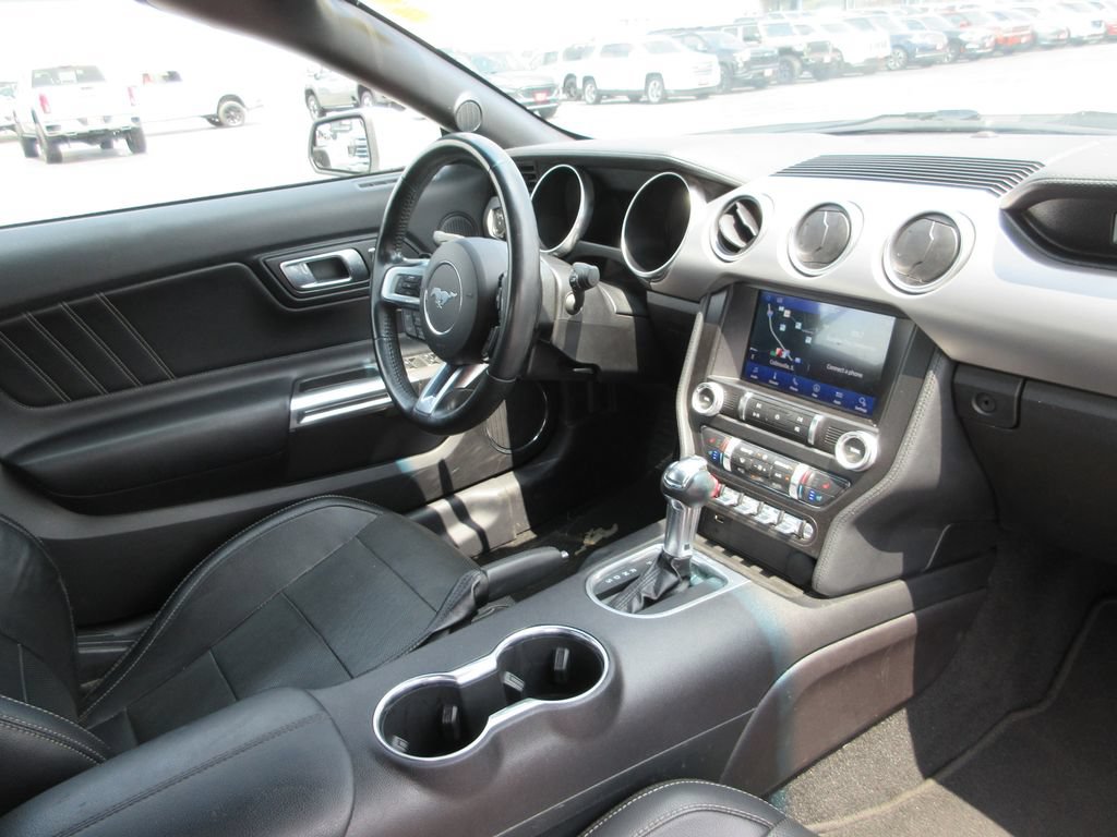 Used 2019 Ford Mustang GT Premium w/ Black Accent Package RWD image 23