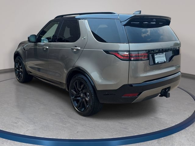 Used 2024 Land Rover Discovery Dynamic SE AWD/4WD image 8