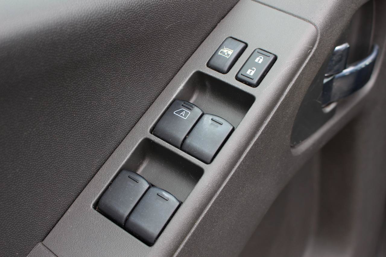 Used 2019 Nissan Frontier PRO-4X AWD/4WD image 13