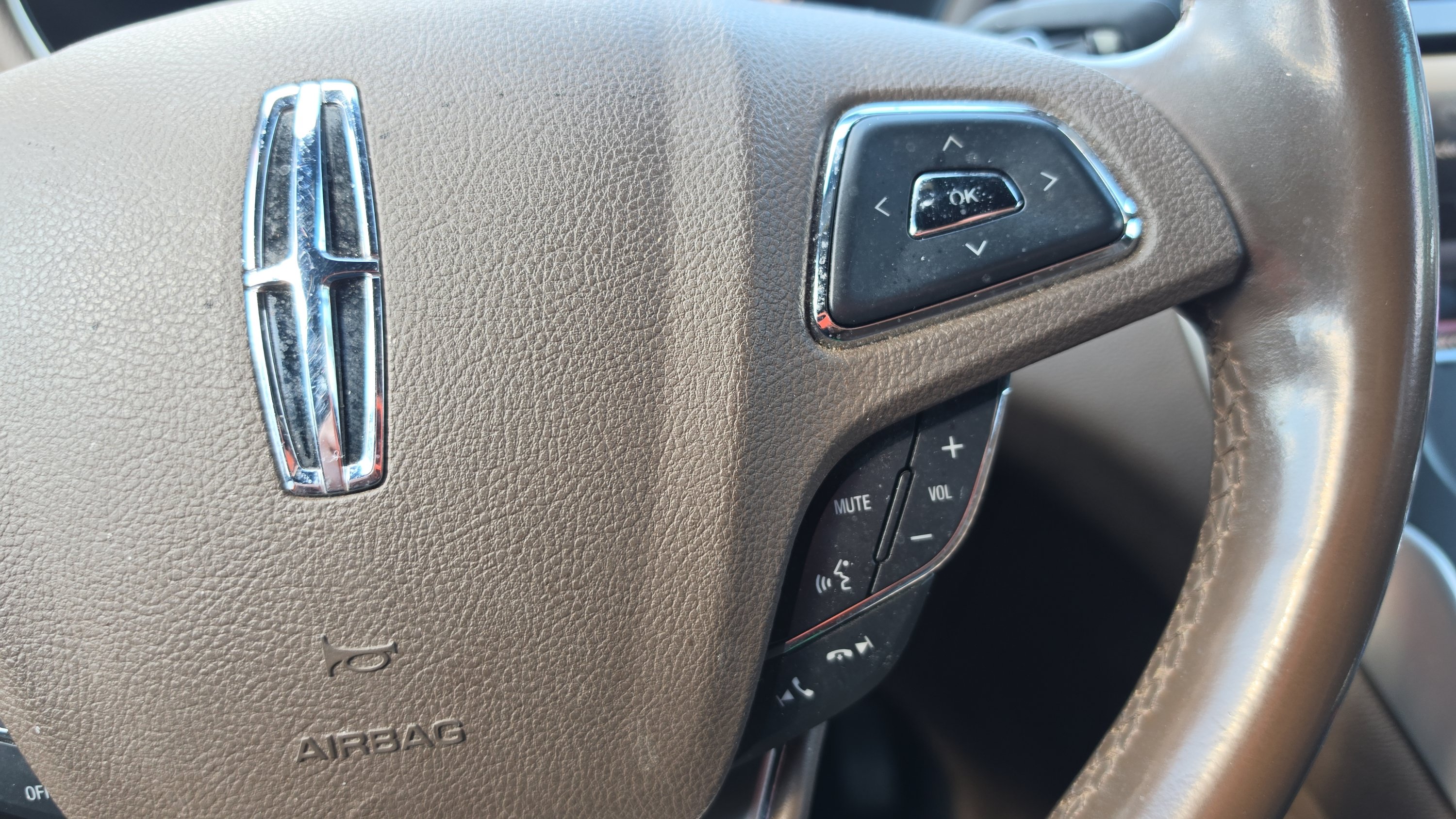 Used 2015 Lincoln MKC FWD w/ Equipment Group 102A Reserve image 14