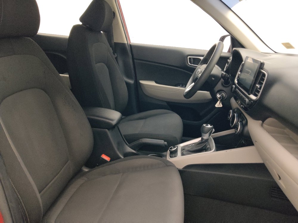 Used 2020 Hyundai Venue SEL FWD image 21