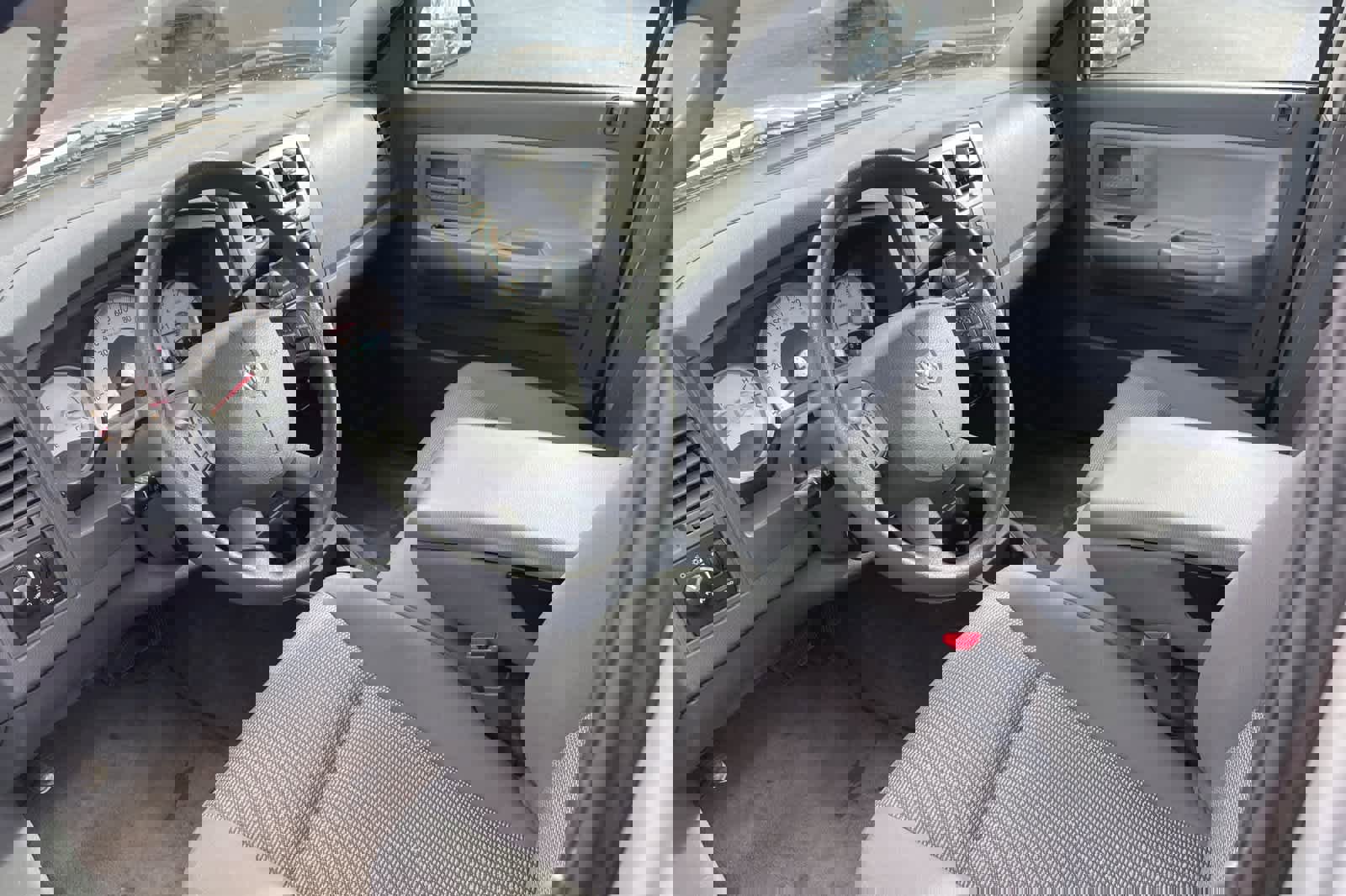 Used 2007 Dodge Dakota SLT image 13