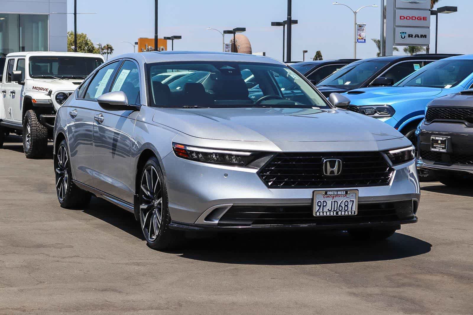Used 2024 Honda Accord Touring image 3