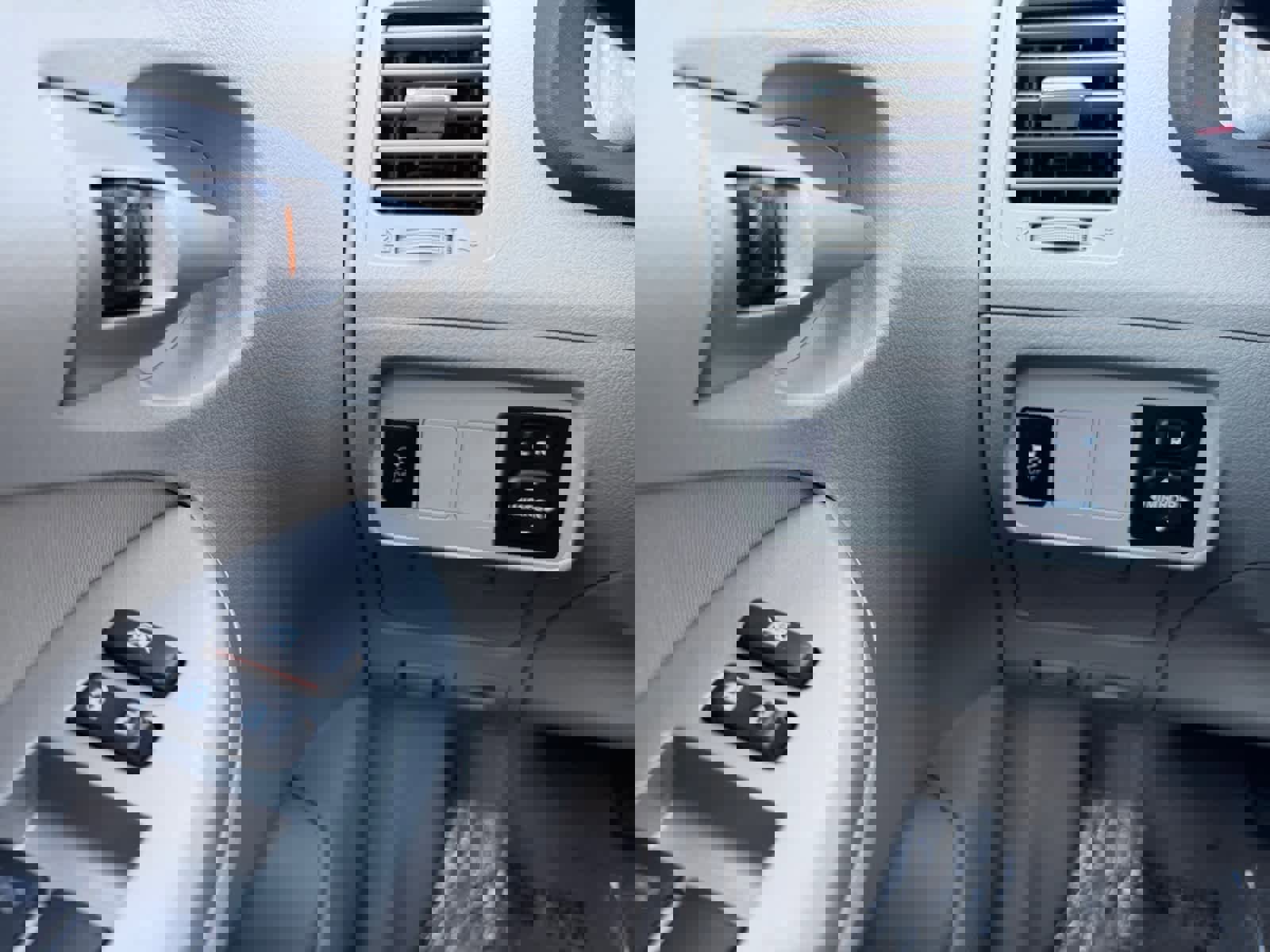 Used 2011 Toyota Corolla LE image 13