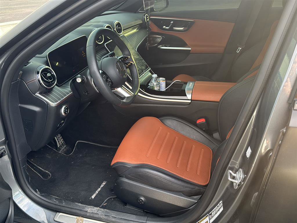 Used 2024 Mercedes-Benz C 300 4MATIC Sedan image 2