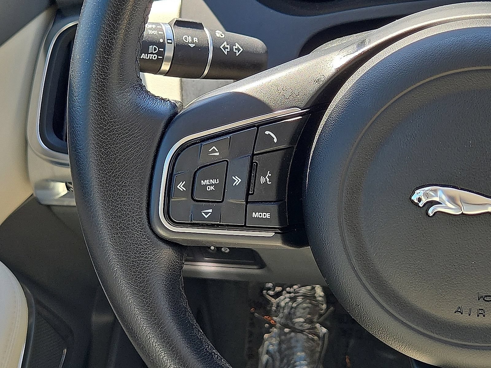 Used 2020 Jaguar E-PACE SE AWD/4WD image 20