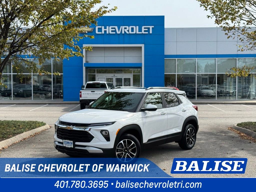 Used 2025 Chevrolet TrailBlazer LT w/ LT Cold Weather Package
